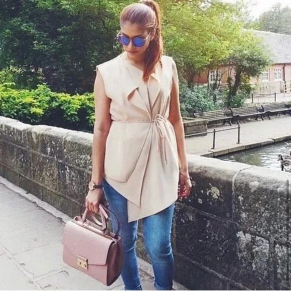 ZARA Asymmetrical Sleeveless Vest with Tie Front - Picture 5 of 13